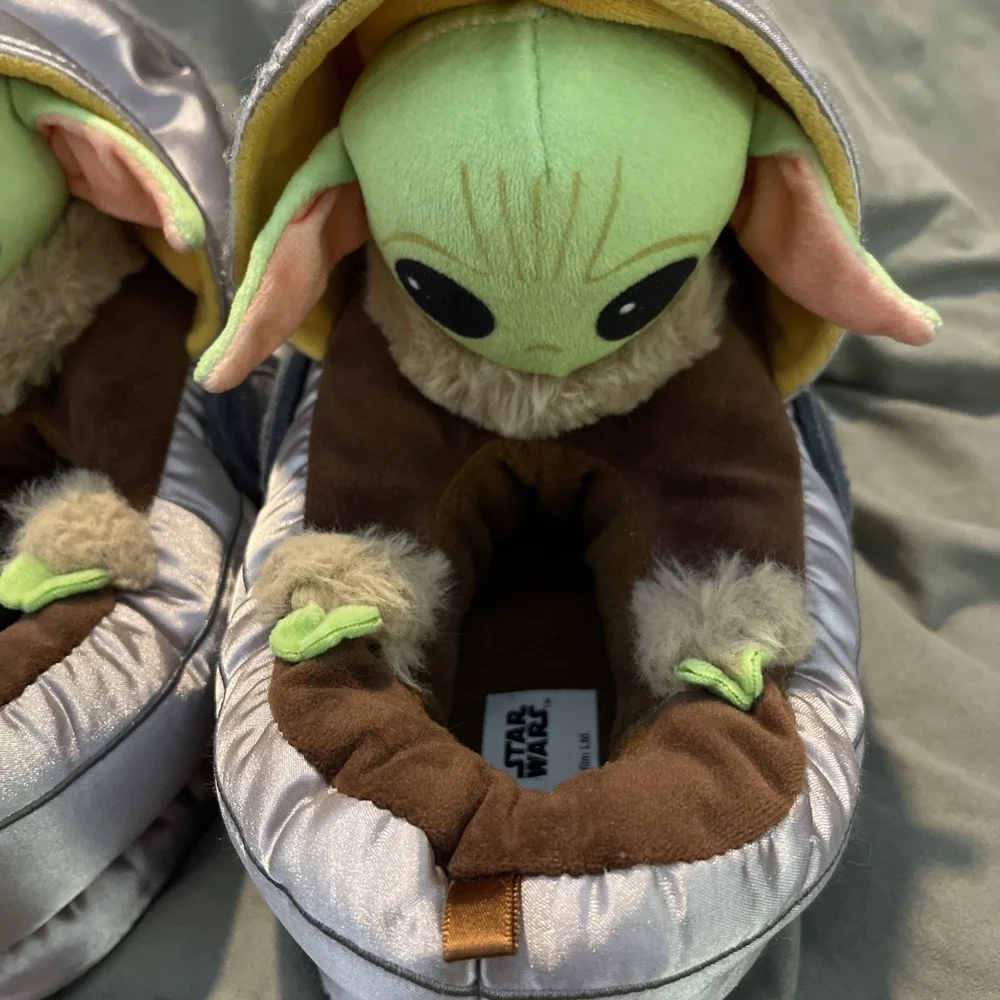 N/A baby yoda